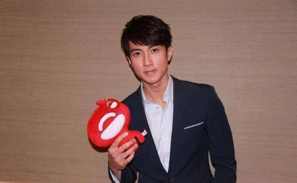 这5位明星长得贵族，并且生在贵族家庭，随时可以继承家业