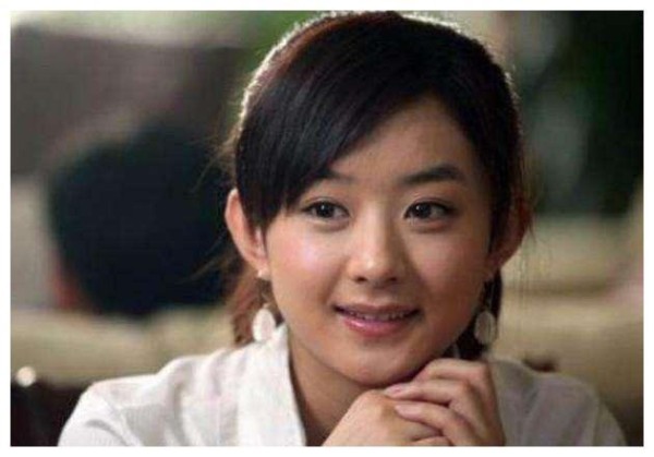 农村出生赵丽颖如何出道？又如何爬到如今位置？娱乐圈公开的秘密
