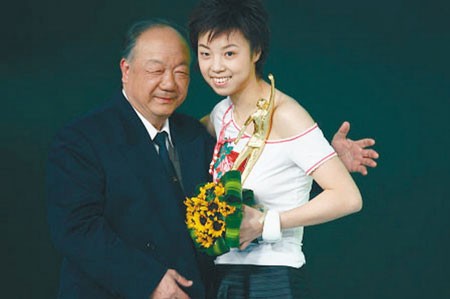 体坛巨星老面孔新变化 刘翔张怡宁们星味十足