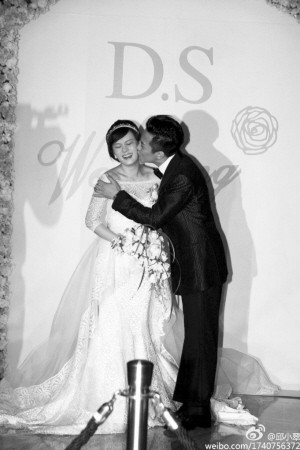 明星婚礼变自我营销-结婚也是一种社会表演