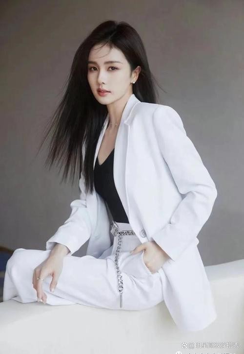 女明星穿搭图片大全