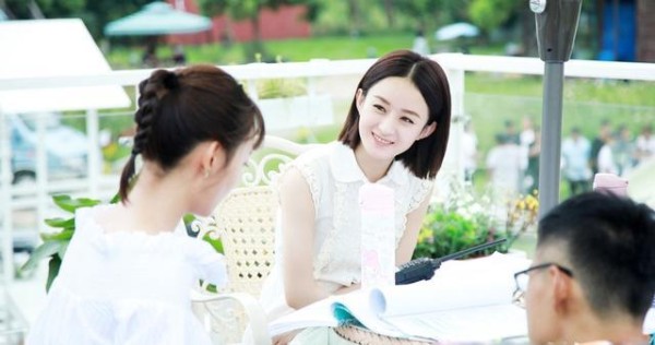 赵丽颖新剧一开播就口碑颇丰，究竟是演技好还是她会挑剧本？