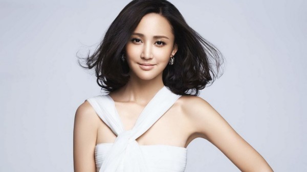 张歆艺美女演员壁纸图片