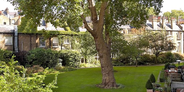 Egerton House Hotel London_2.jpg