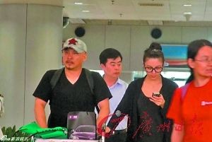 近日，王全安与张雨绮恩爱回京