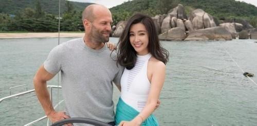 李冰冰新作上映，大半个娱乐圈明星发文支持，袁立力量还是小
