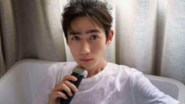 朱一龙曾被要求应酬陪酒？他的处理方式却堪称娱乐圈的一股清流