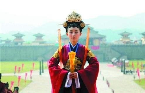 赵丽颖的人生经历，影响着千千万万民众！