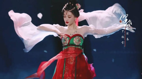 综艺里让人惊艳的女明星古装造型……