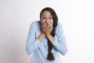 大头代言洗面奶品牌，揭秘明星效应背后的秘密！