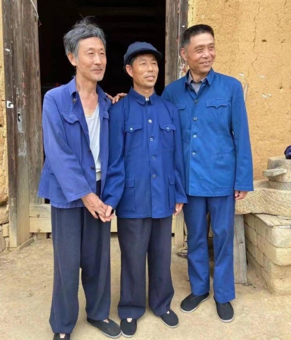 赣县一退休老师与国内一线明星合作拍电影！