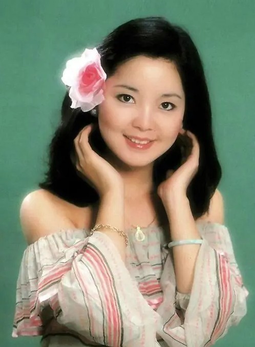 台湾女歌手名单老一辈排名(台湾十大经典女歌手)
