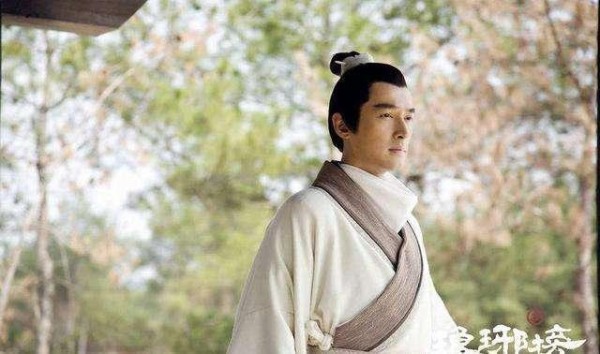 十大无法超越的经典电视剧角色，马天宇胡歌赵丽颖杨幂惊艳时光