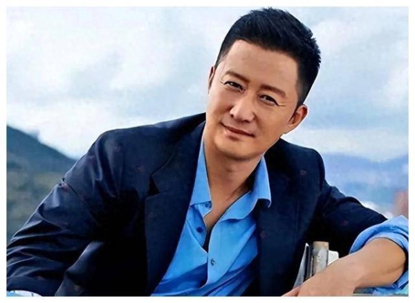 中国电视剧男星巅峰：十位实力男演员揭秘