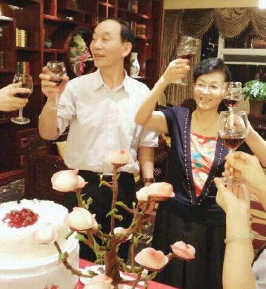 盘点为父母庆生的十大明星，看看谁最有孝心？