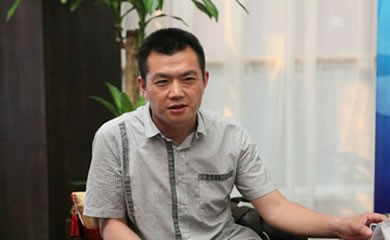 侯建超-郑州渡森服饰有限公司董事长介绍