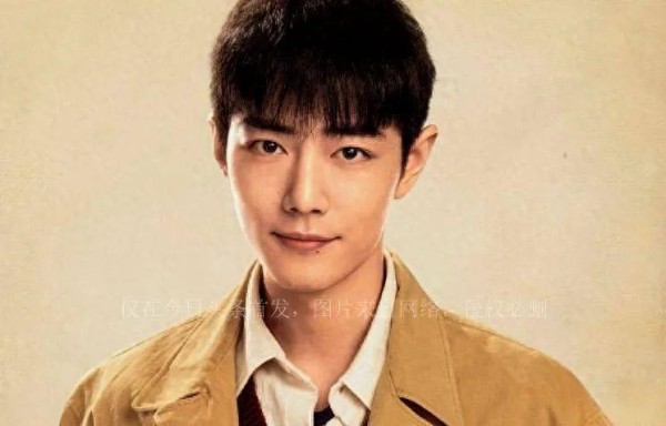肖战新剧大火后，揭秘肖战学历背景，到底是高中生还是大学生