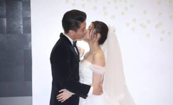 婚礼宴客菜，哪个明星最壕？