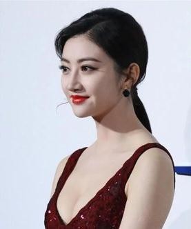 娱乐圈“最干净”的4位女明星，出道至今零绯闻，最后一位不敢惹？