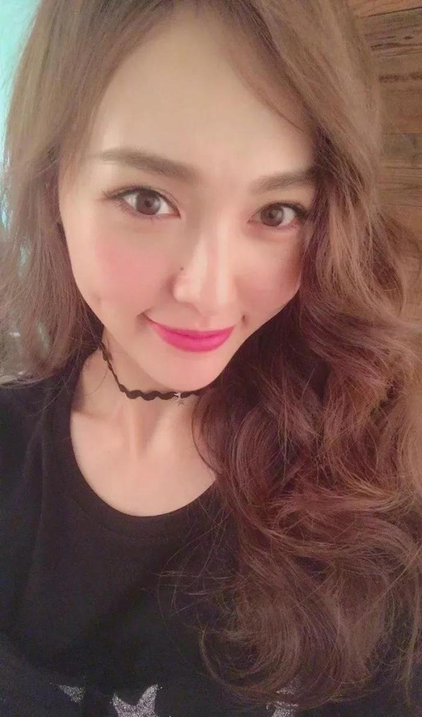 女明星的生活照真的那么简单吗？学习她们的小心思，你也可以很美