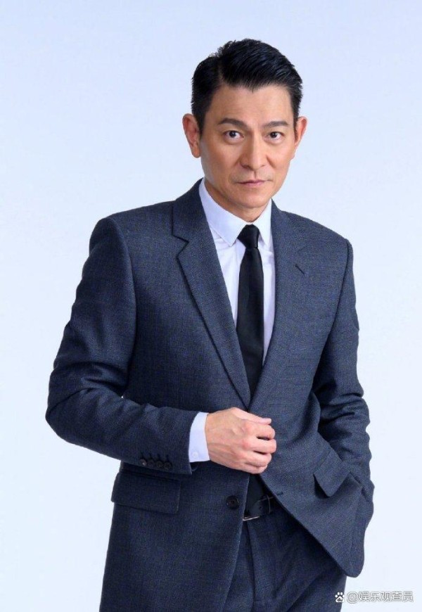 从影坛璀璨星辰到娱乐圈不朽神话，刘德华的经典电影