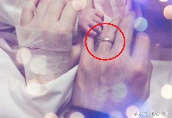 贾乃亮参加春晚彩排，手上的结婚戒指不见了，难道真有事