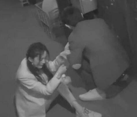 杨幂被邓伦拖了一米远是什么节目？密室大逃脱2正片免费看
