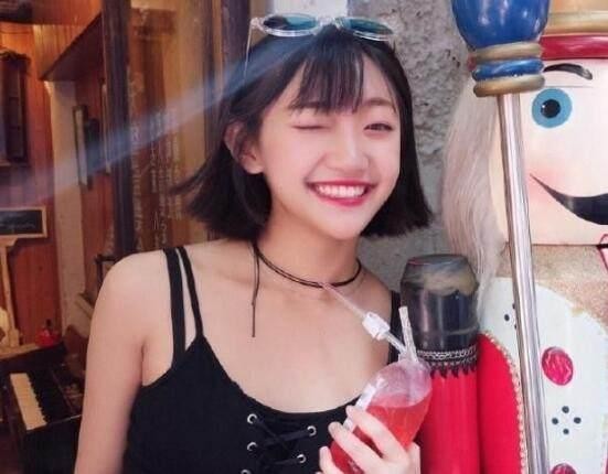 抖音网红代古拉K是什么来头? 看完觉得她应该这么红