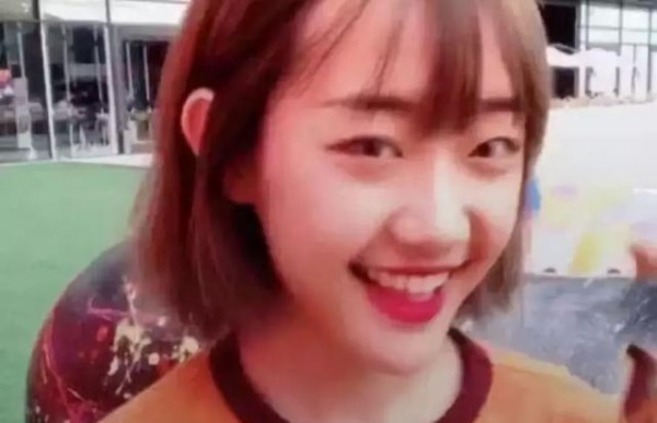 “代古拉 K”,被男粉丝示爱，小姐姐爽快同意获赞40万