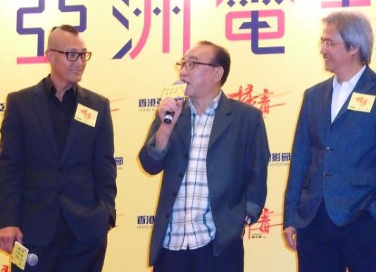 与成龙决裂过，他如今戏份被删掉，找朋友看尴尬无比