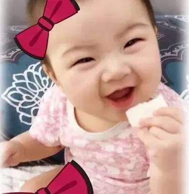 贺军翔带老婆现身机场，妻子大长腿实力抢镜，可评论说长得像马蓉