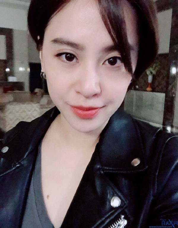 黄小柔曝心酸经历,黄小柔心酸,黄小柔经历