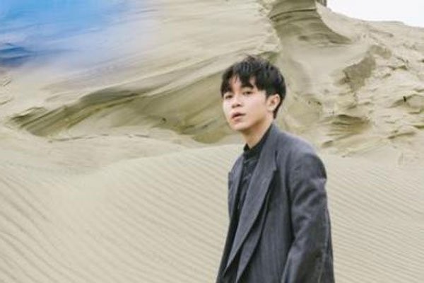 吴青峰为什么那么穷 不以商业为目的人赚钱都不多