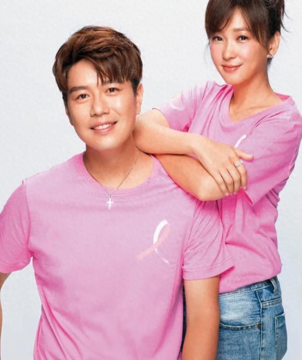 48岁女星六月承认婚姻犯错，原计划年底发离婚声明，最终醒悟反悔