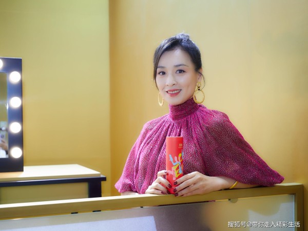 张庭：出道前曾是幼师，如今怎么样了