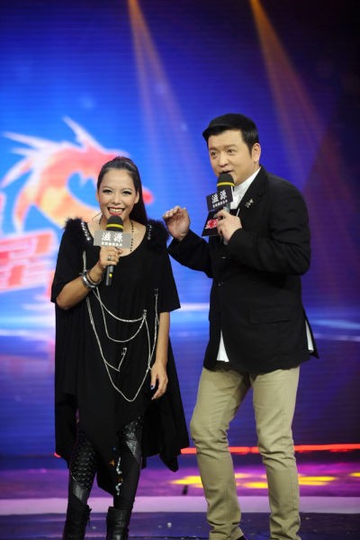 张惠春与《我不是明星》主持人畅聊