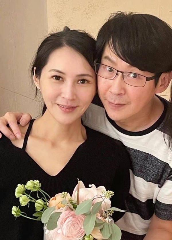 五月天冠佑大女儿疑似恋爱 晒出与学长旅游亲密照