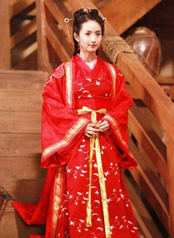 林依晨：一个用生命演戏的女演员，看的很透而又活的很明白的女人