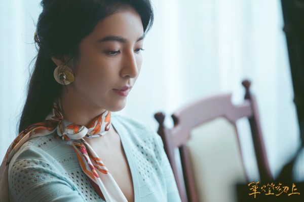 专访《华灯初上》杨谨华：在片场眼里只有林心如，老公看苏庆仪眼神被吓到