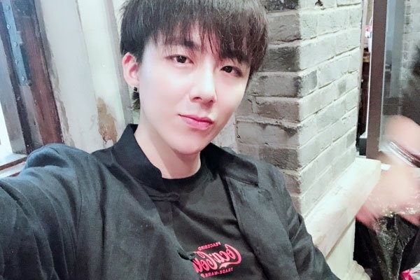 刘宇宁整容对比照 网红都做他不过是例外？