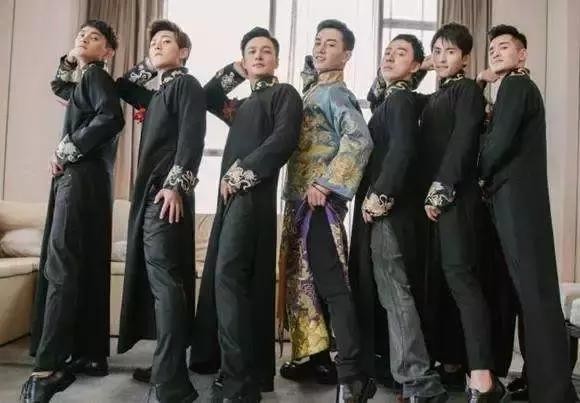 明星们的伴郎团豪华阵容！黄晓明阵容再怎么强大，都比不过他们？
