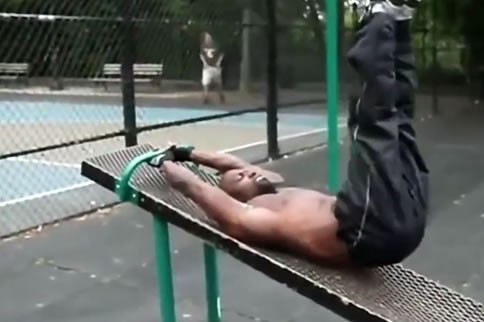 街头健身