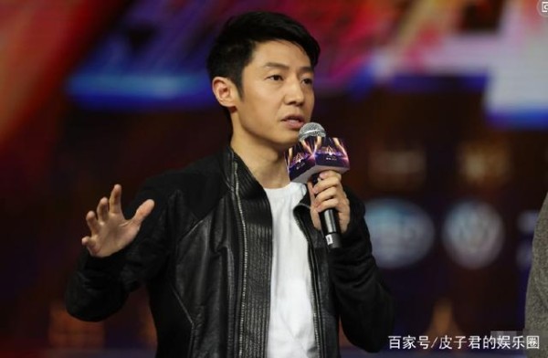 国内知名主持人的工资，鲁豫董卿工资相似，何炅工资太“吓人”