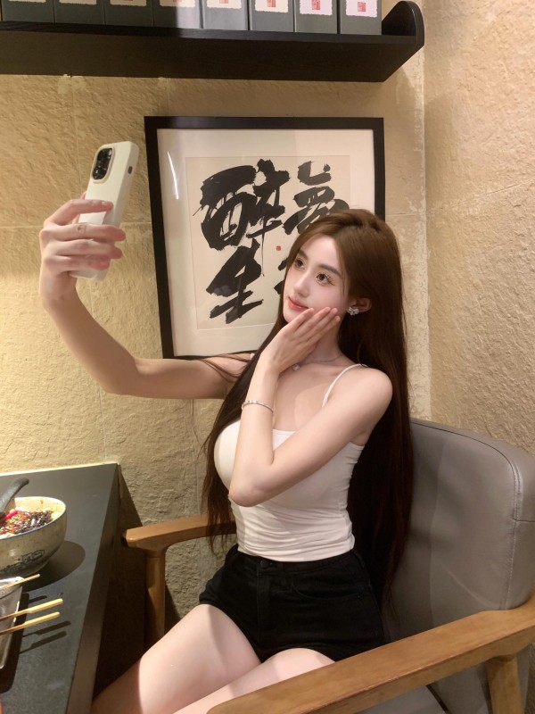 91cg吃瓜网今日吃瓜 91cg 吃瓜平台：聚焦影视圈新料及当红明星合作背后故事