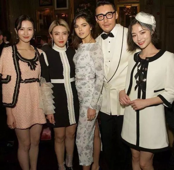 走红韩国，入选全球最美100面孔，SNH48许佳琪被时尚大牌哄抢靠什么？