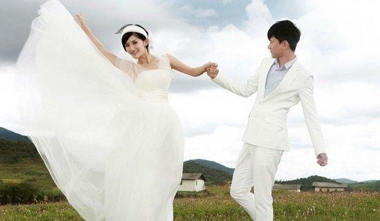 太阳女神预产期2月5日，将在上海产下双胞胎小女神