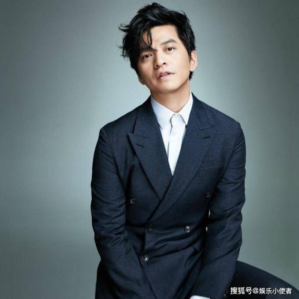 李健工作室辟谣出轨 粉丝喊话：赶紧出来营业