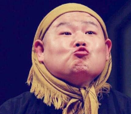 《欢乐喜剧人》七位4位冠军，沈腾岳云鹏大红大紫，他两快被遗忘