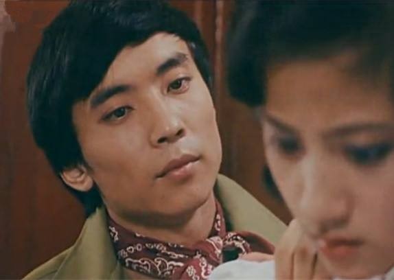 董子健个人资料简介，董子健家世太恐怖妈妈是王京花爸爸是谁？