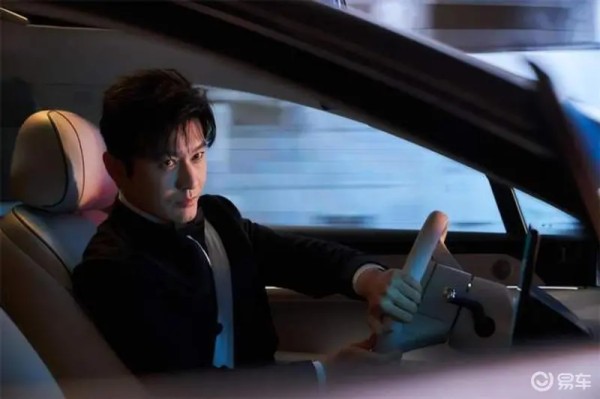 明星车主黄晓明亲自打Call 享界 S9开启征集活动！